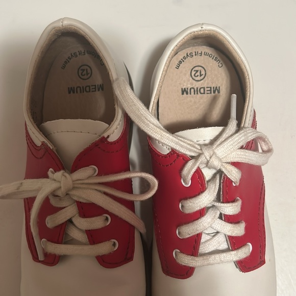 Footmates Apple Red Cheer Saddle Shoe SIZE 12 - Picture 8 of 9